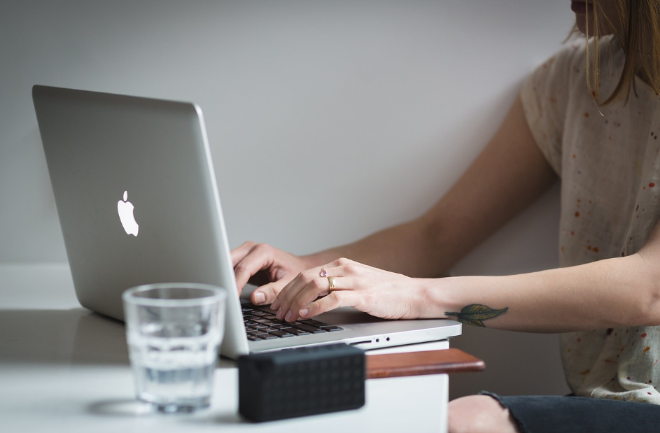 디지털 노마드를 위한 최고의 생산성 앱 & 툴 추천 (2025년 최신 버전)