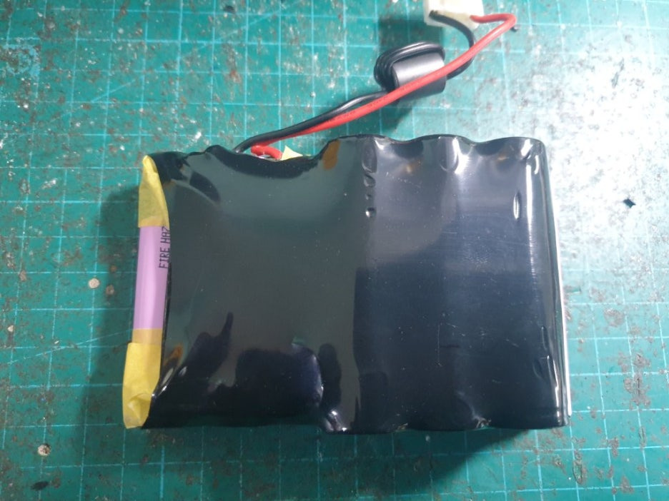 LBT-20 배터리 교체후 수축필름 작업