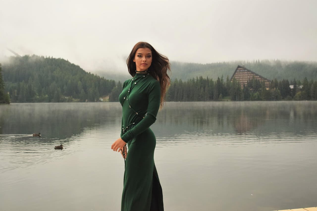 자원 재활용을 넘어: 패션 산업의 지속 가능한 비전