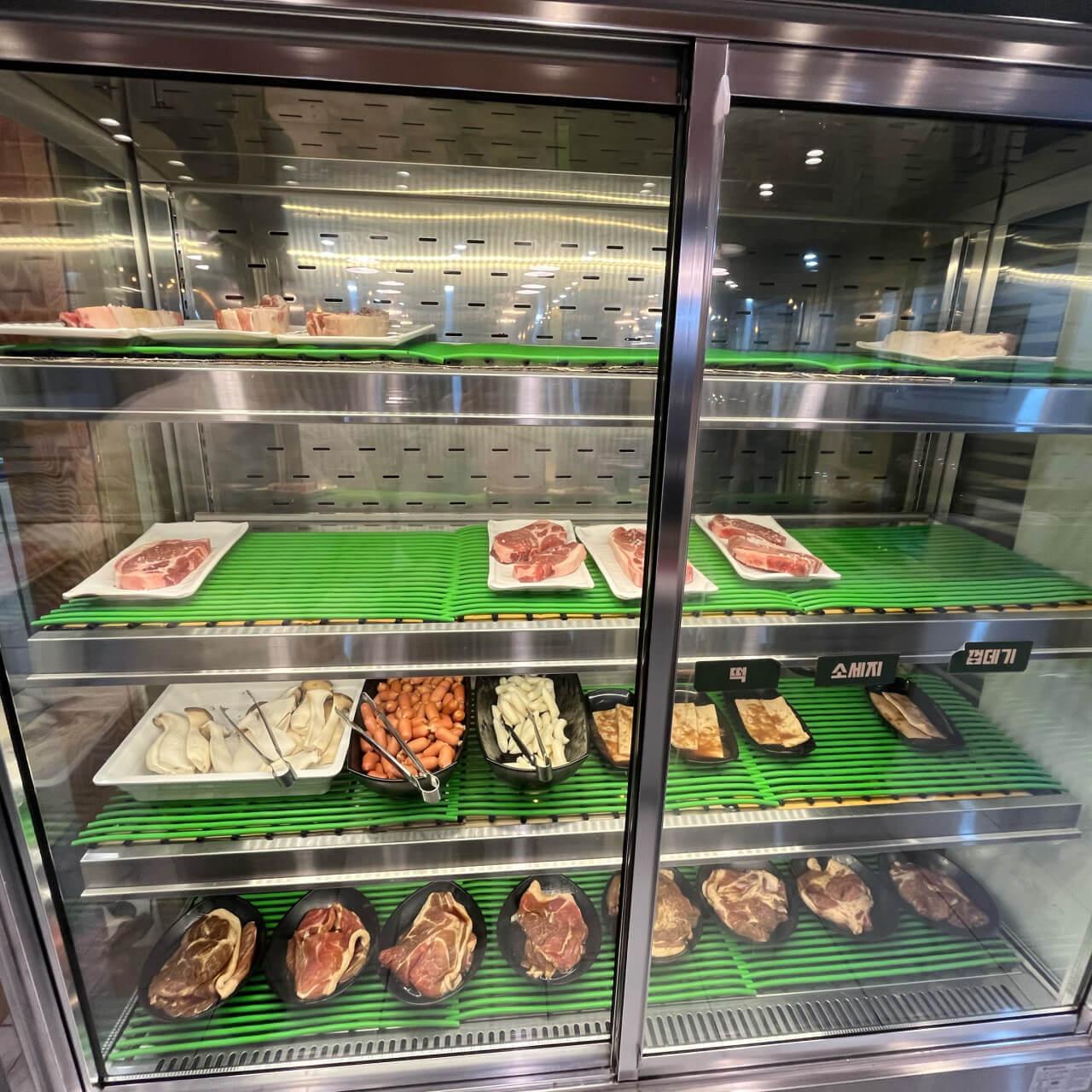 생생정보 2309회 가격파괴 Why 서울 금천구 가산동 무한리필 돼지고기 5종 샐러드바 맛집 북초삼대갈비 가산본점