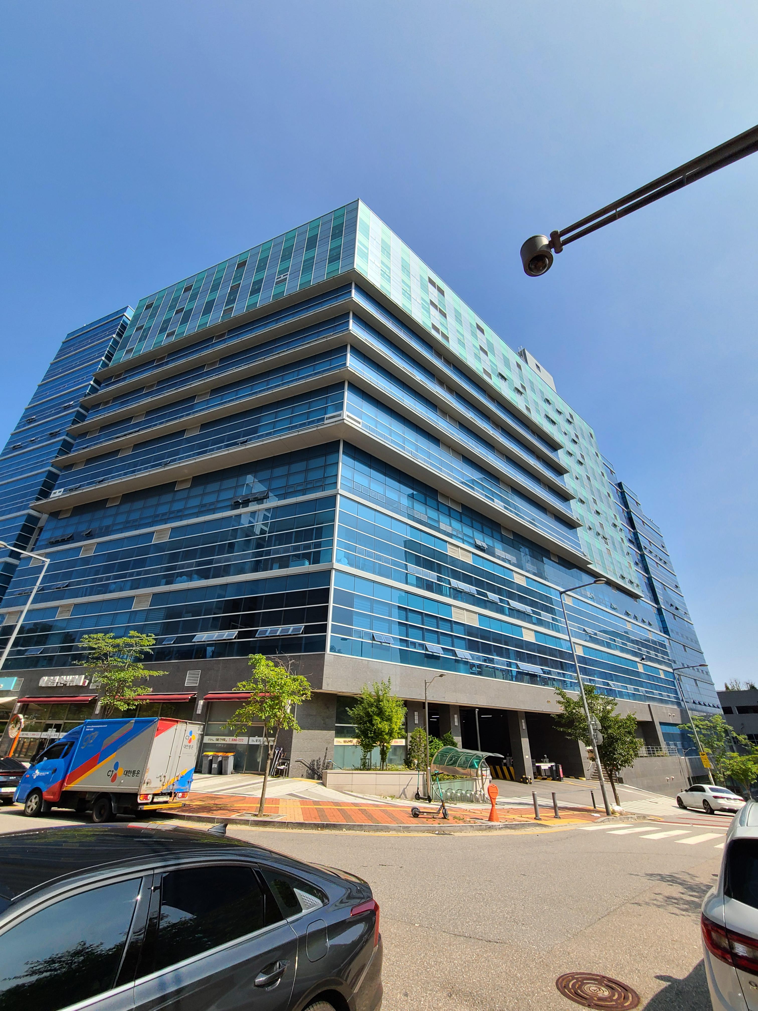 광교 센트럴비즈타워 외관 및 주변환경2