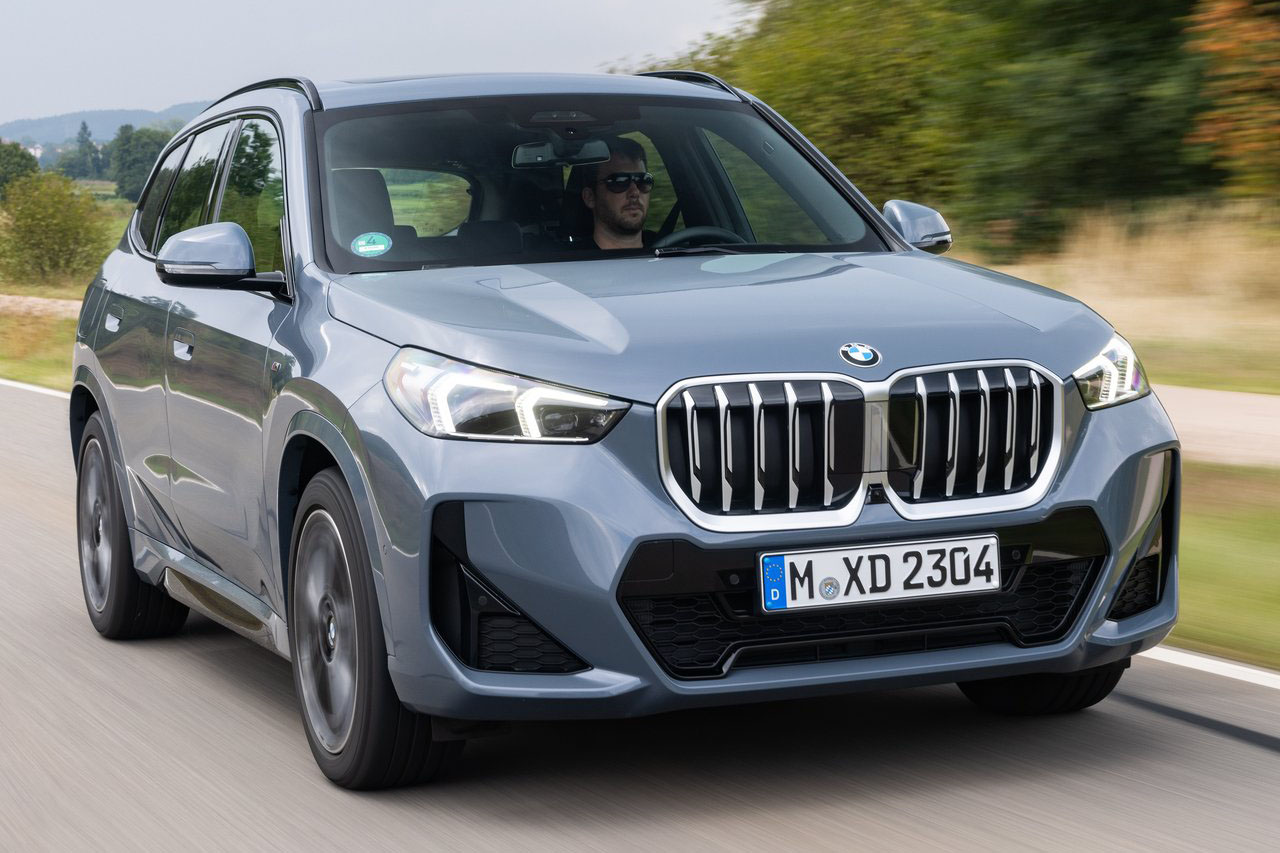 뉴 x1 xDrive20i 주행모습