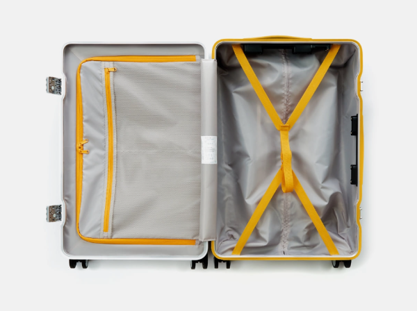 로우로우 캐리어 내부