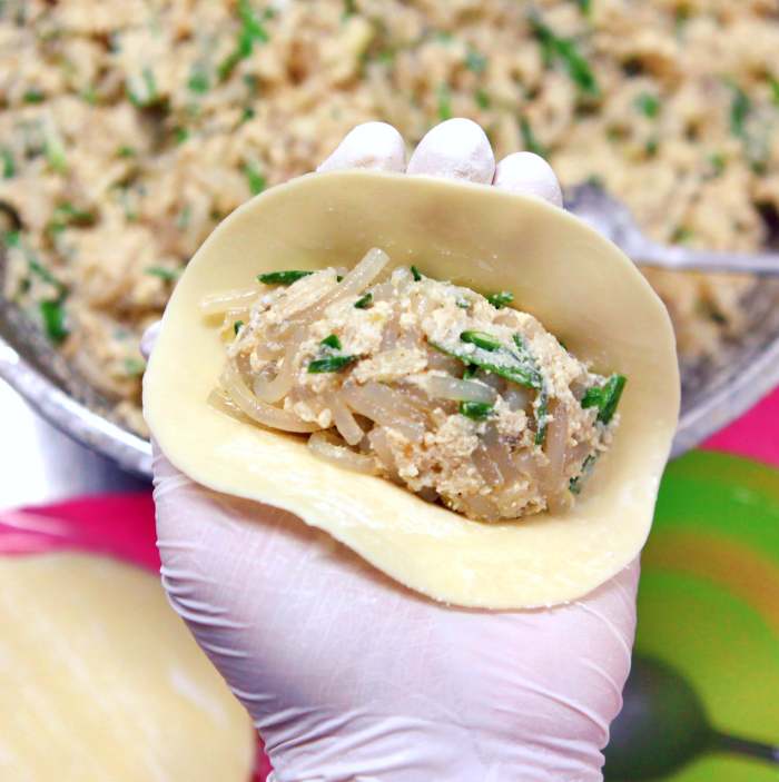 수원 영통 구매탄시장 맛집 추천 생방송투데이 전국 택배 밀키트 주문 김치만두 고기 만두 단호박 팥 찐빵 수제 손만두 오늘방송 인생 분식