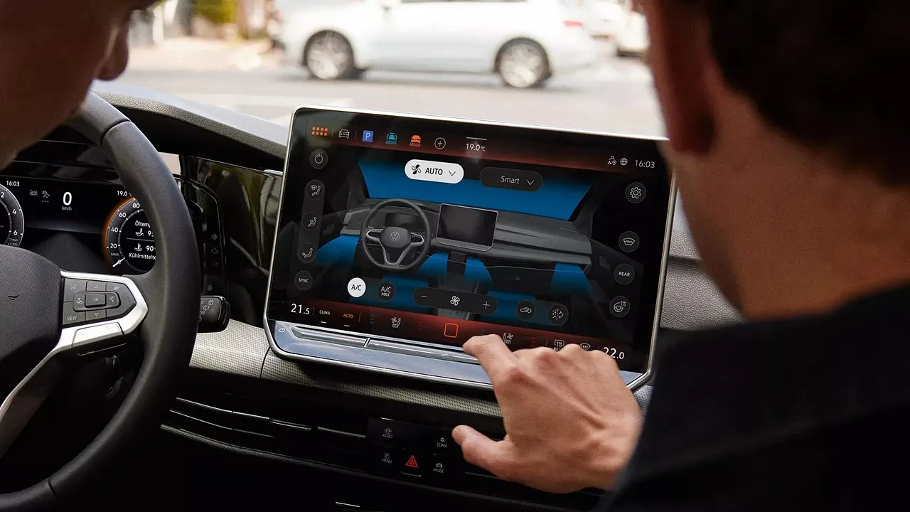 폭스바겐 골프 이미지