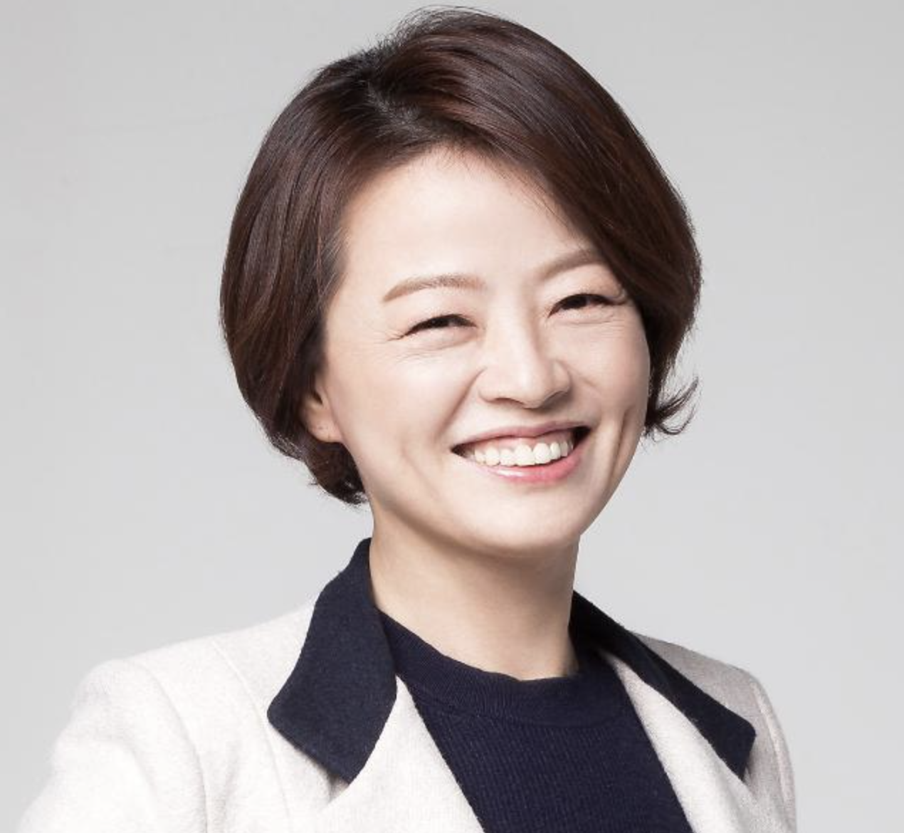 진선미 프로필