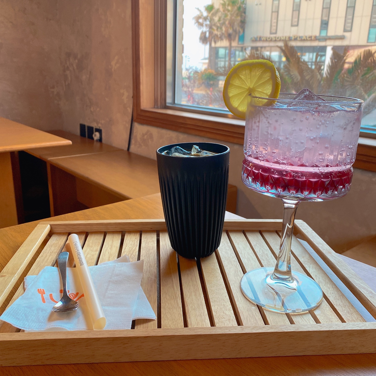 제주 곽지해수욕장 빨간벽돌 주택개조 카페 쿠이