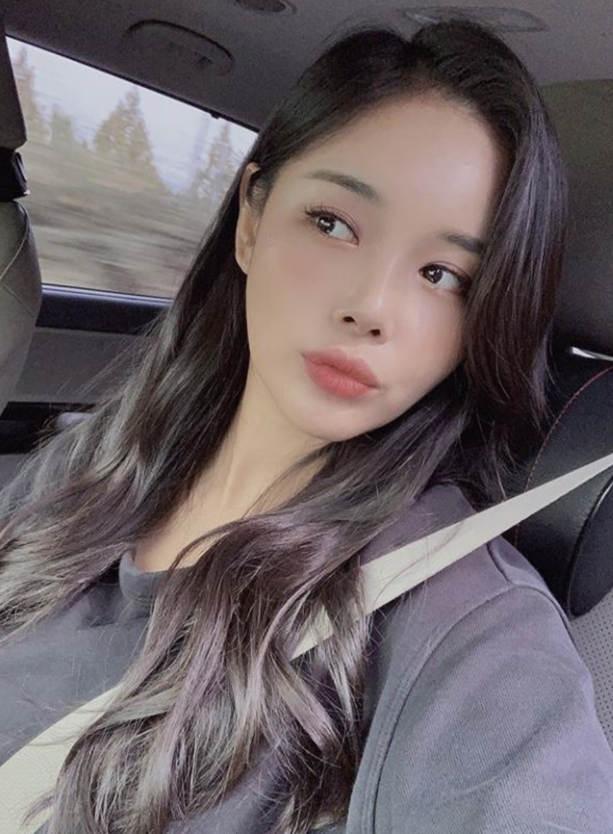 조정민 인스타 셀카