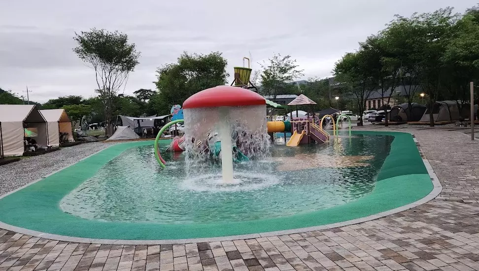 홍천 너의아지트가 되어줄께 캠핑장과 코오롱 오두막 쉘터 피칭후기 사진 4