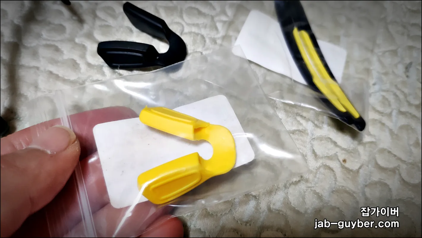 노즈패드 러버 교체 후 조립