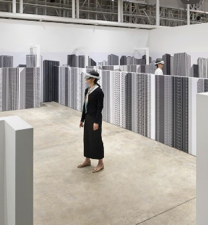 VR고글을 끼고 그의 작품세계를 만나다