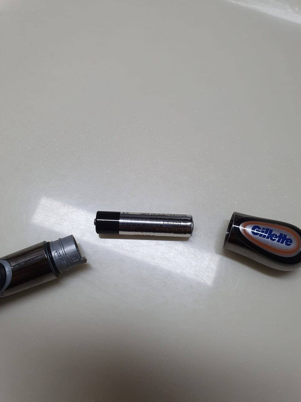 질레트 프로쉴드 옐로우