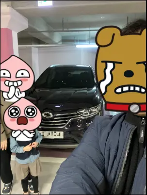 qm6-가족과함께단체사진-이미지