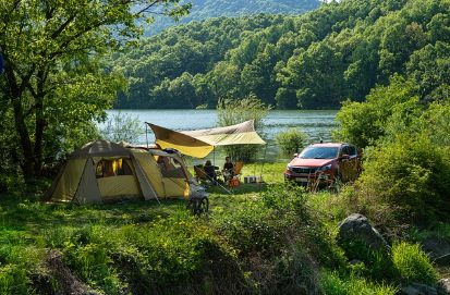자동차를 활용한 캠핑 라이프: 카라반과 차박의 진화