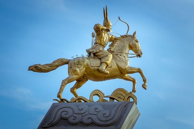 화랑 동상 사진