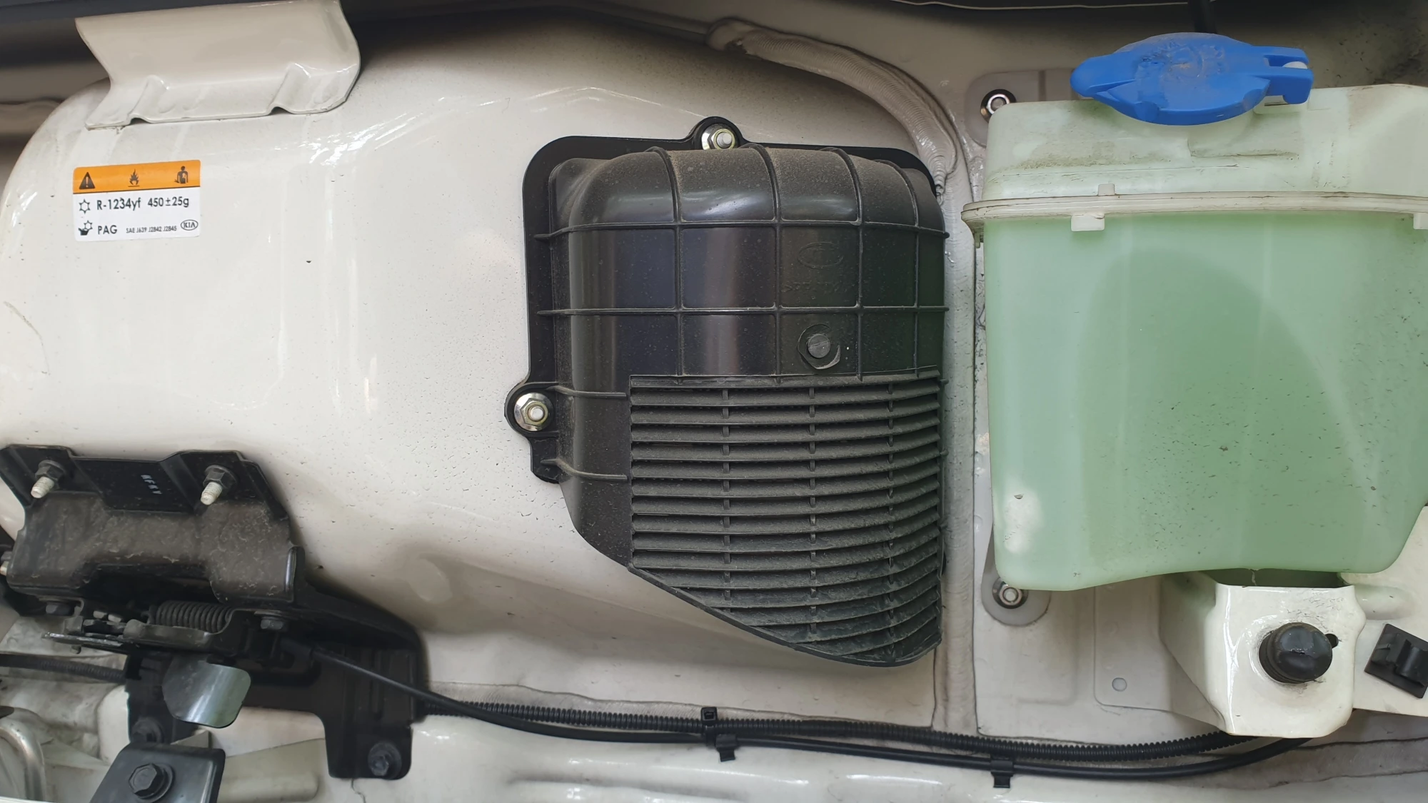 봉고 에어컨필터 위치