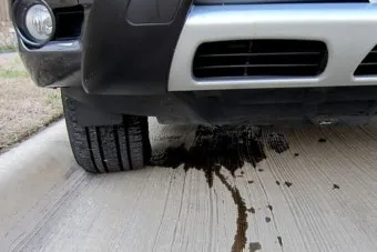 엔진오일 누유 수리비 얼마나 들까 원인부터 비용 차이까지 정리 표로보기_5