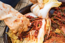 김치를담고았음-김장중인-모습