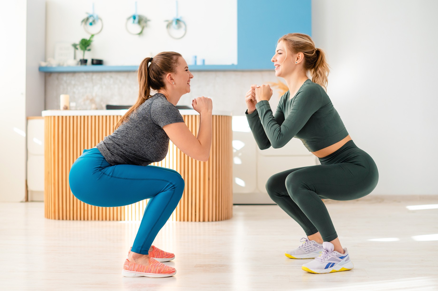 올바른 자세로 효과를 높일 수 있다