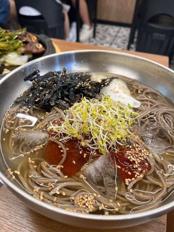 막국수