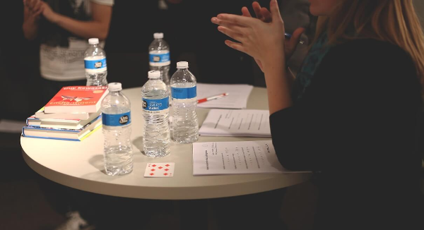 생수 vs 수돗물 vs 정수기 물: 미세플라스틱의 진실과 건강한 물 선택