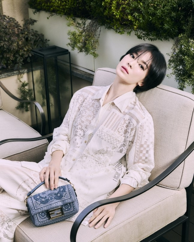 송혜교와 함께한 펜디(FENDI) 2025 여름 컬렉션 화보