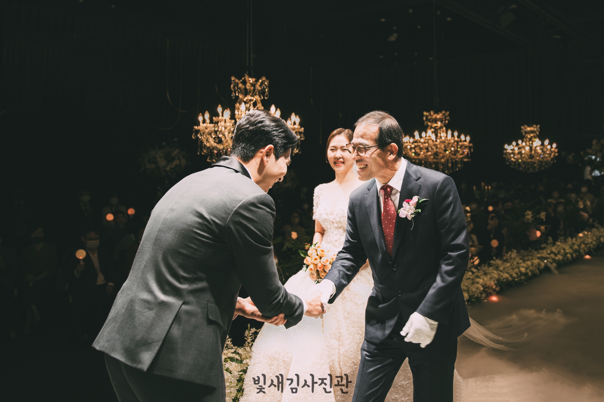 수원 디에스컨벤션 본식스냅 촬영 후기 21