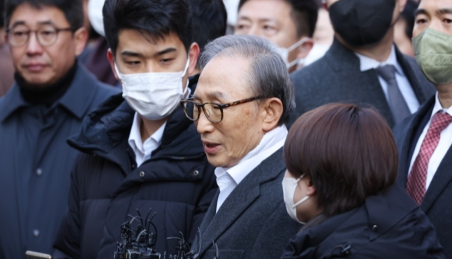 이명박