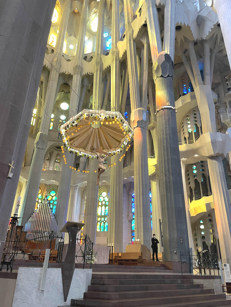 성당 내부공간-스테인드 글라스