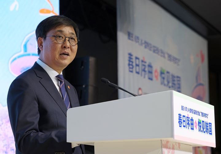 최휘영 문체부 장관 한국 축구 대수술 선언 및 APEC 디지털 관광 외교 성과 총정리