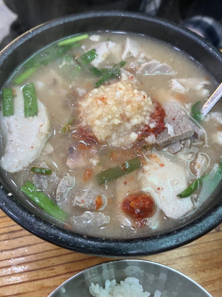 합천일류돼지국밥입니다