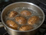 토란 껍질 까는법