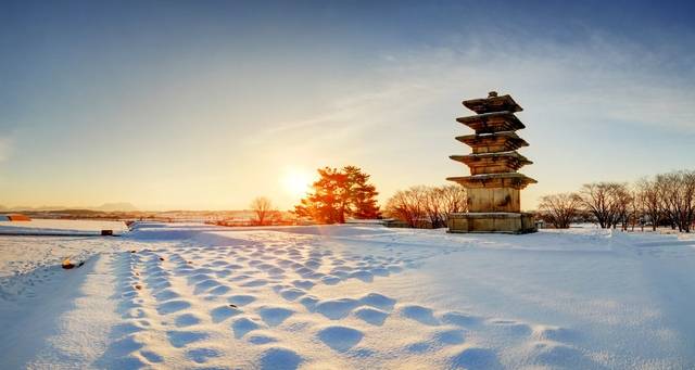 익산 백제왕궁 일출