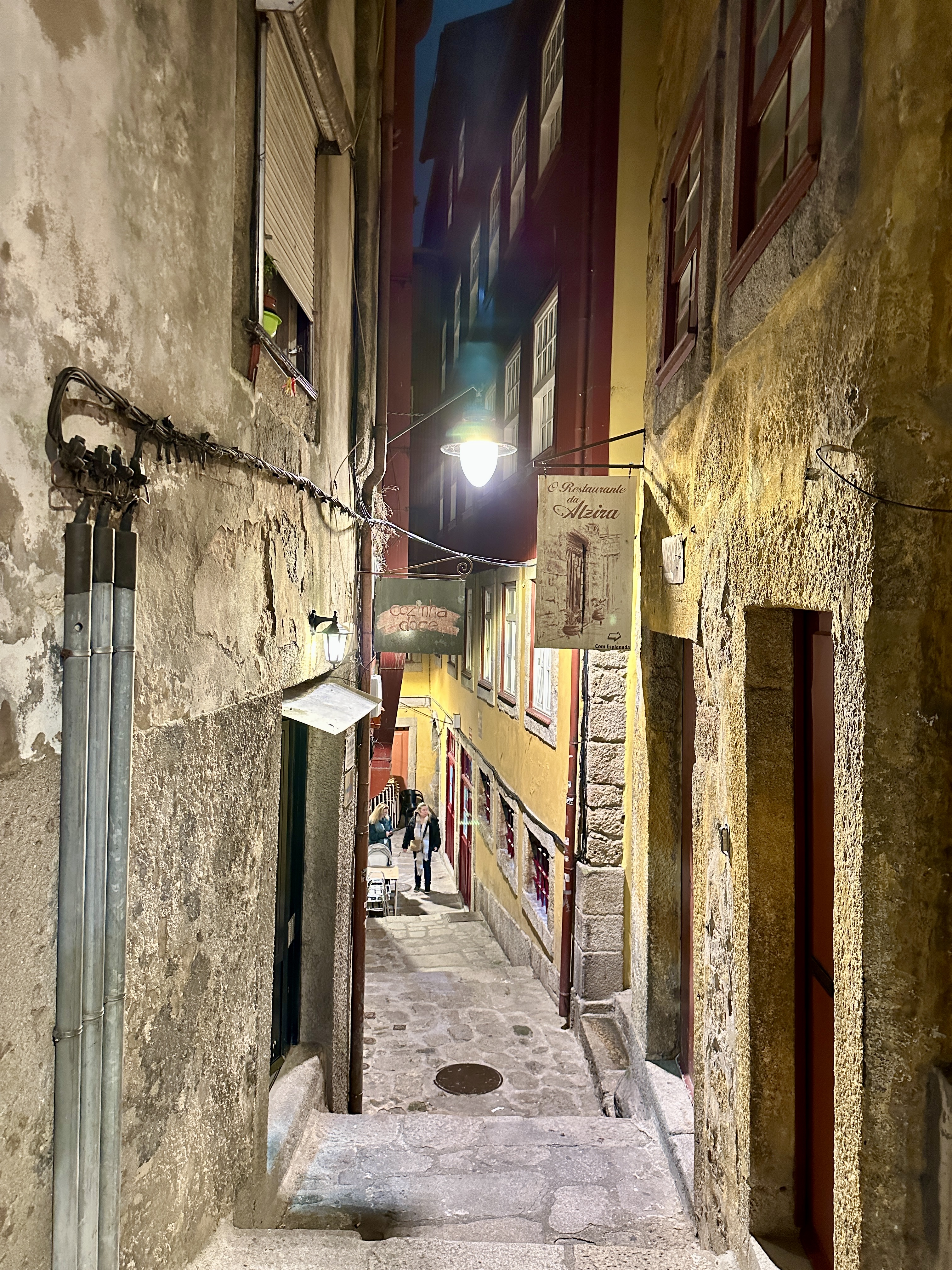 아름다운 포르투의 골목길