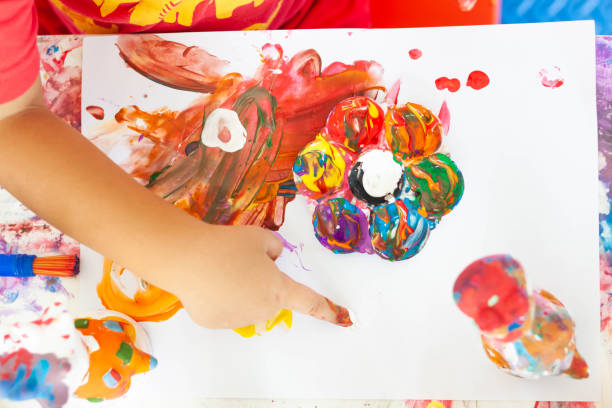 불안한 어른들을 위한 색채 치유 - 색으로 시작하는 감정 다스리기