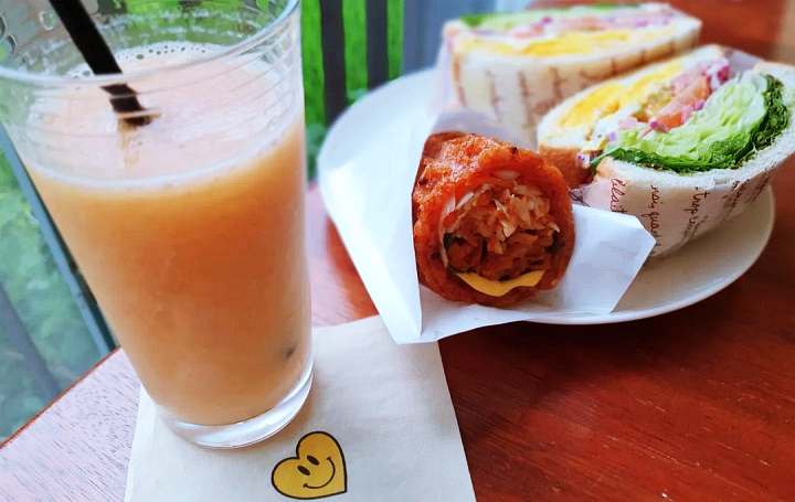 놀면뭐하니 유재석 전국 간식 자랑 비빔밥 와플 전주 자만벽화마을 맛집 추천 방송정보