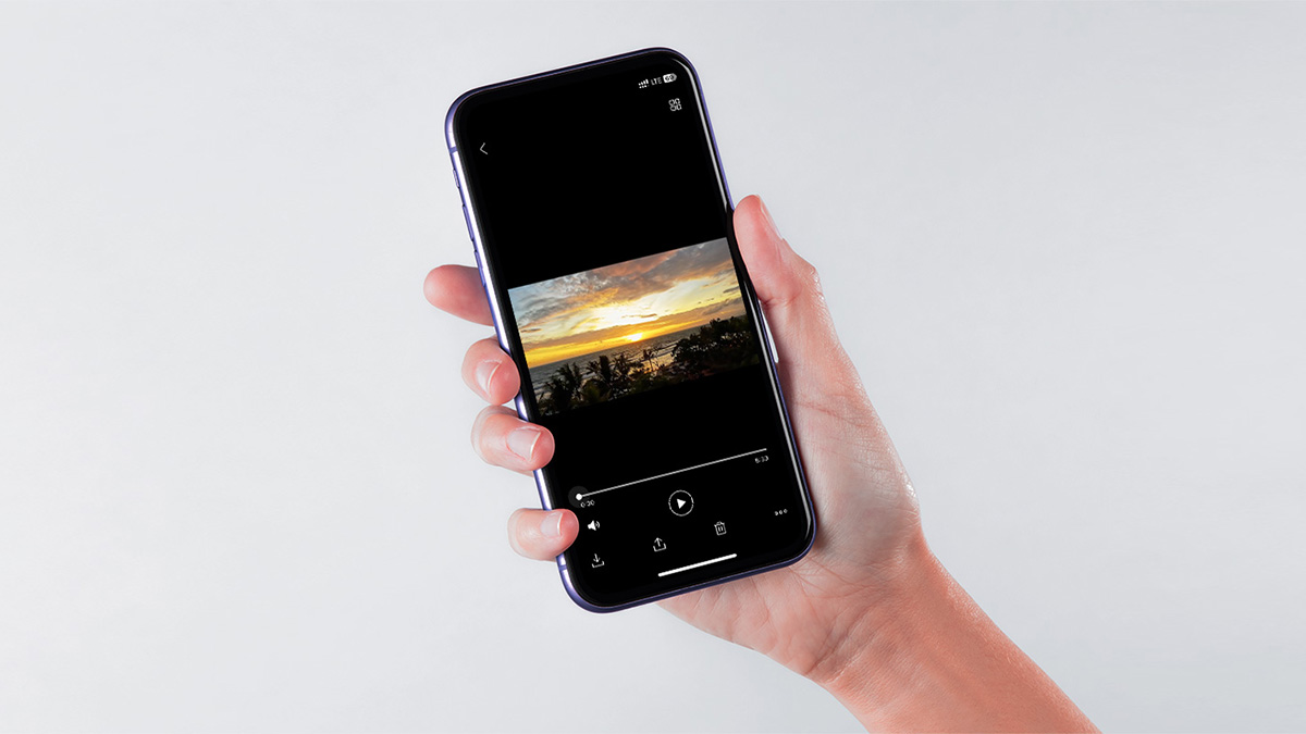 카카오톡에서 영상을 보는 모습