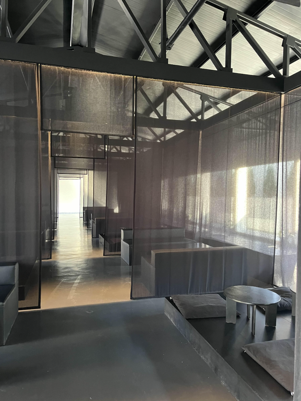 흑유재 무영공간