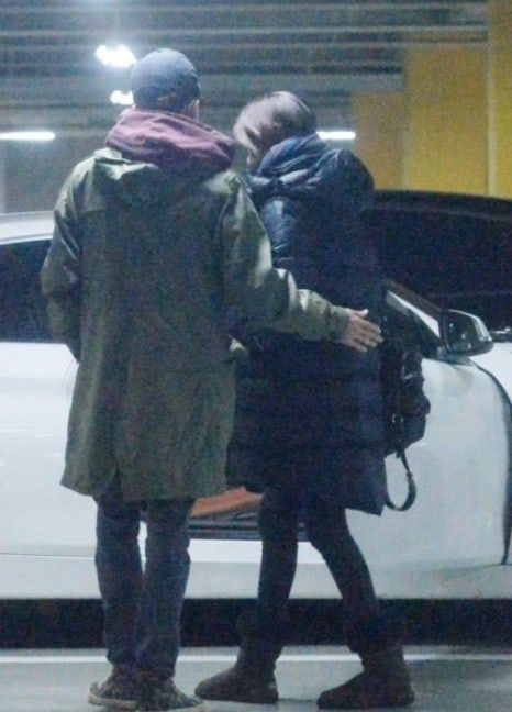 정경호 수영 결별 공식 인정 14년 열애 끝난 진짜 이유와 SNS 언팔 및 과거 결혼 발언 재조명