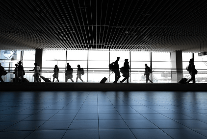 인천공항 버스 시간표 (노선도, 예매 방법, 요금, 승차위치)와 관련된 인천공항 내부 사진