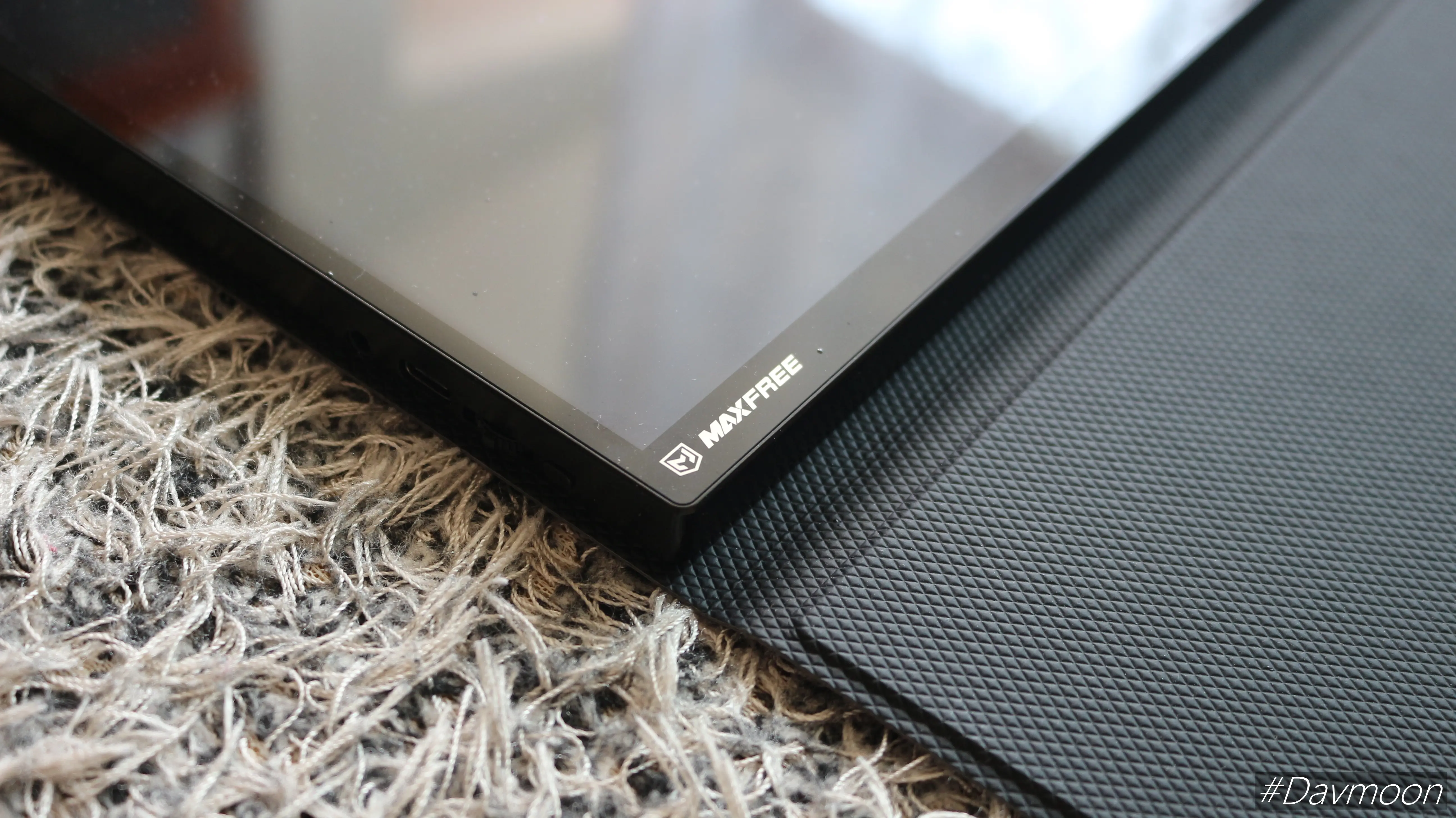 MAXFREE M16 MAX PRO 전면 로고