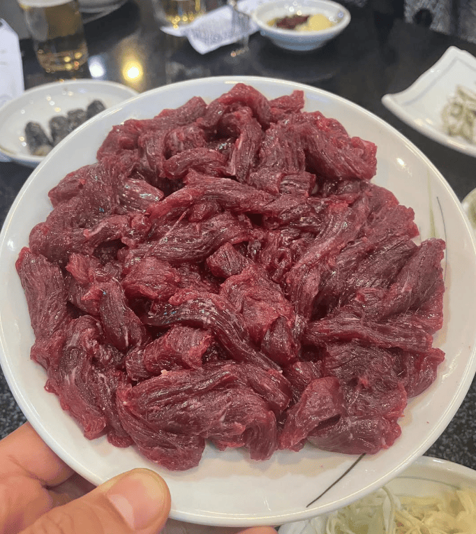 한남동 술집 '방울과꼬막' 음식