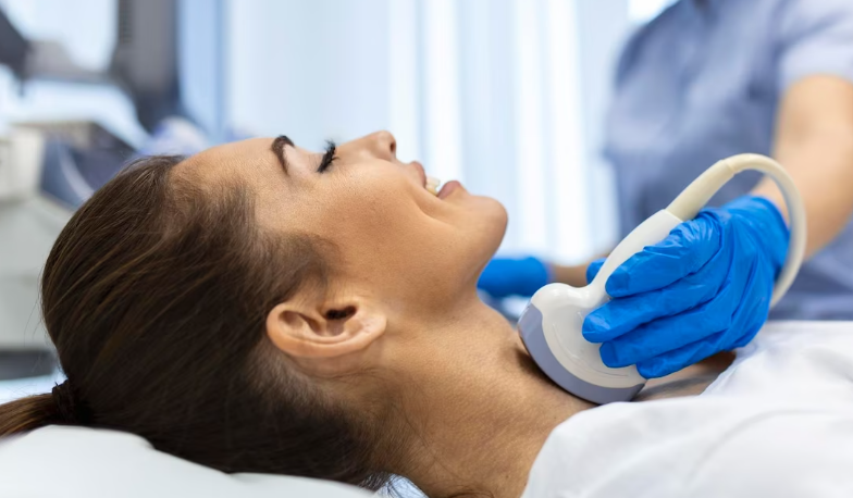 갑상선 기능 저하증의 원인은 무엇인가?