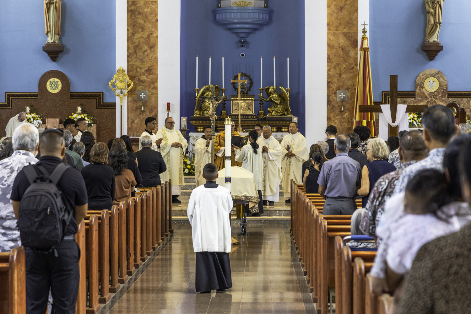괌 아가냐 대성당 장례미사