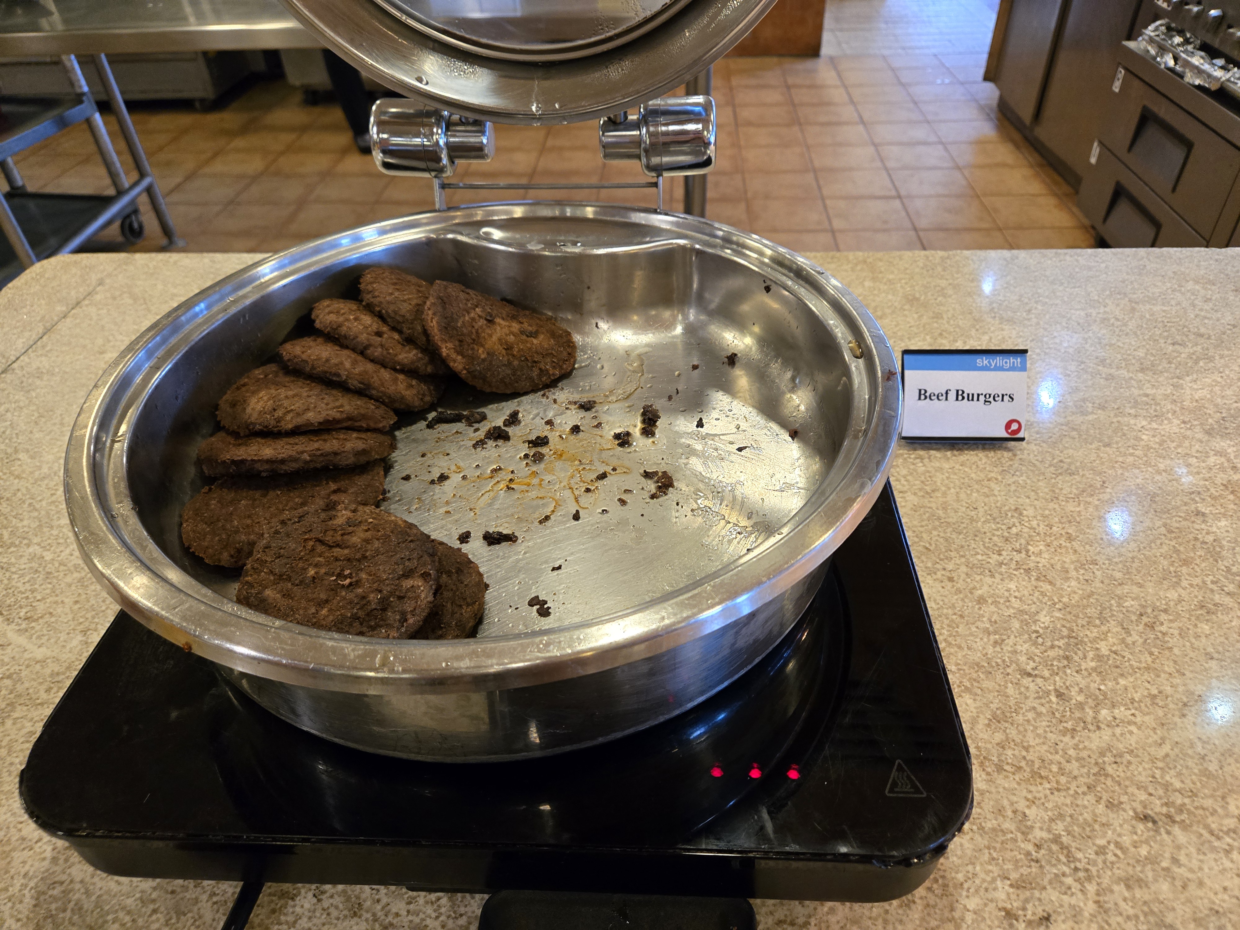 괌 PIC 리조트 스카이라이트 뷔페 점심 버거 패티