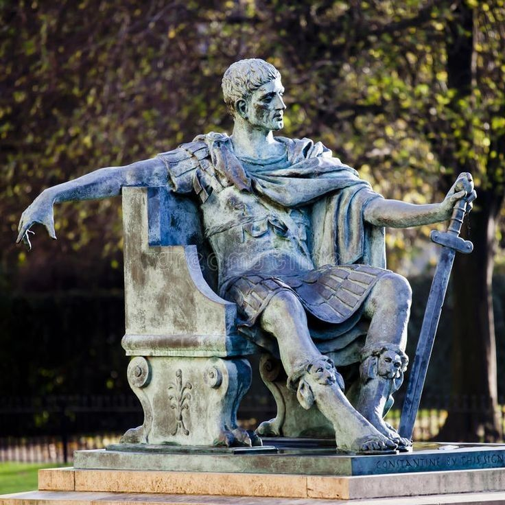 콘스탄티누스 대제-동상