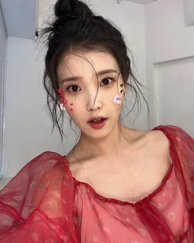 아이유-셀카-1