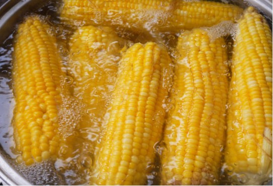 압력솥에서 옥수수 삶는 방법