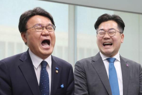 민주당 박찬대 윤호중 7공화국 주장 이유