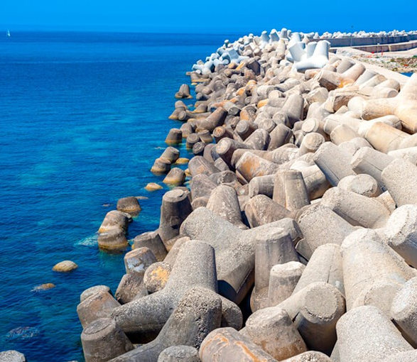 동해바다 테트라 포트 사진